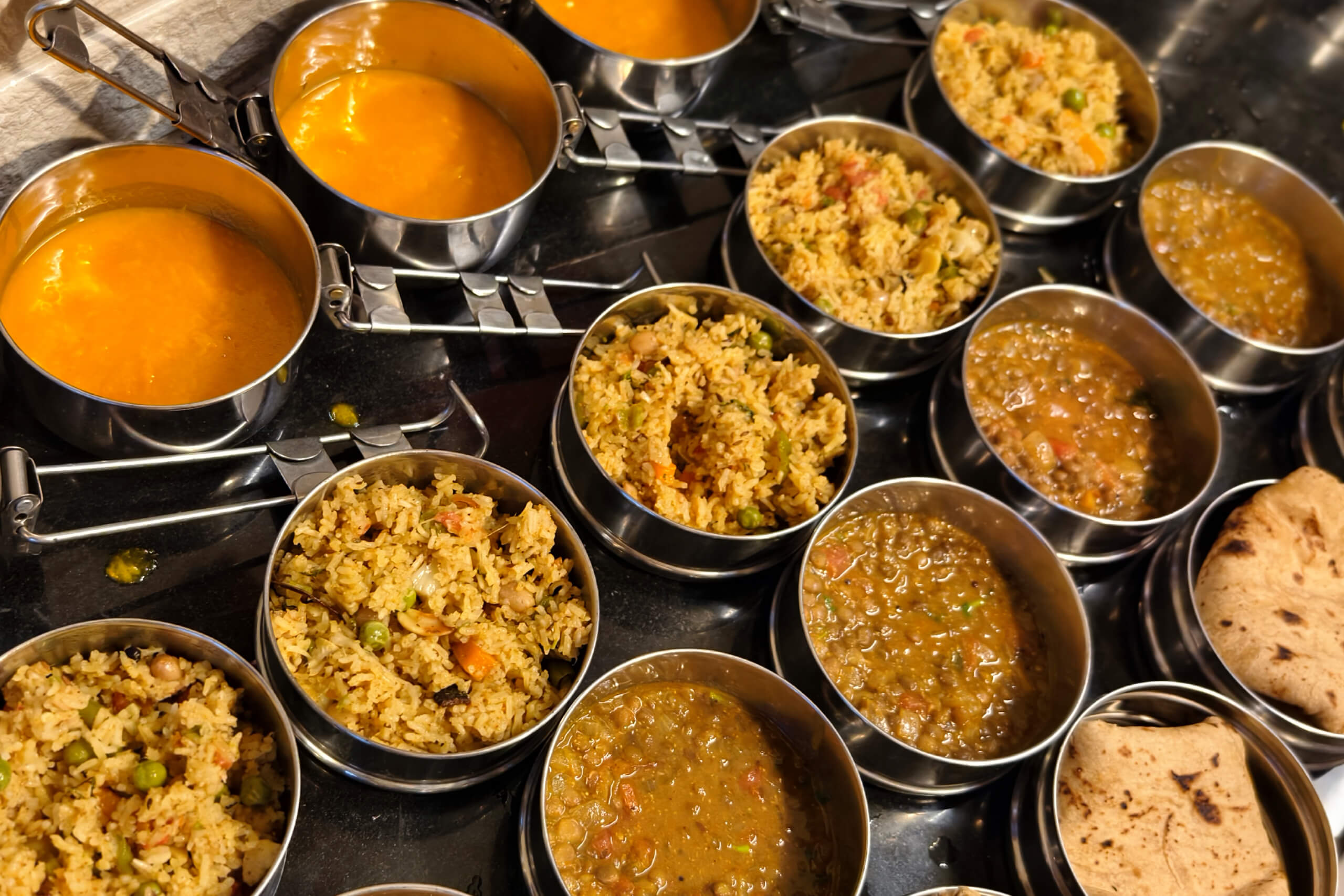 tiffin service in hadapsar